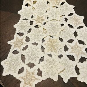 Elegant Cream and Gold Snowflake Table Runner